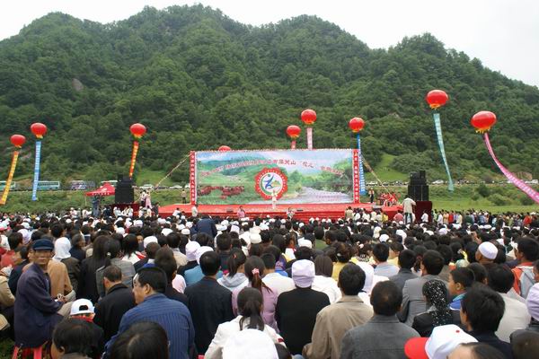 甘肃岷县花儿歌会